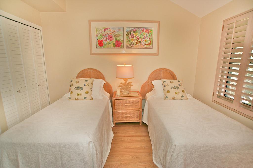 Ma'Alaea Surf Resort Kihei Room photo